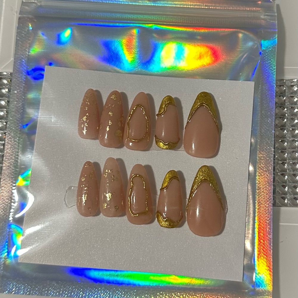 Gold and Nude gel x Press-On Nails
